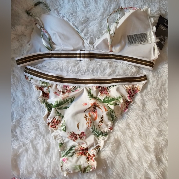 H&M Padded Triangle Bikini Top (14) & Cheeky Bikini Bottom (6) - Tropical Jungle - Picture 8 of 11